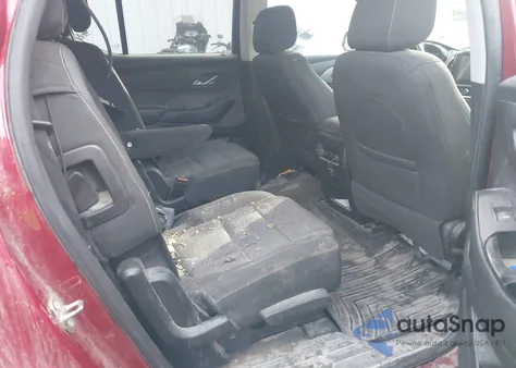 2018 Chevrolet Traverse 1Lt z USA, uszkodzony, nr VIN 1GNEVGKWXJJ203627